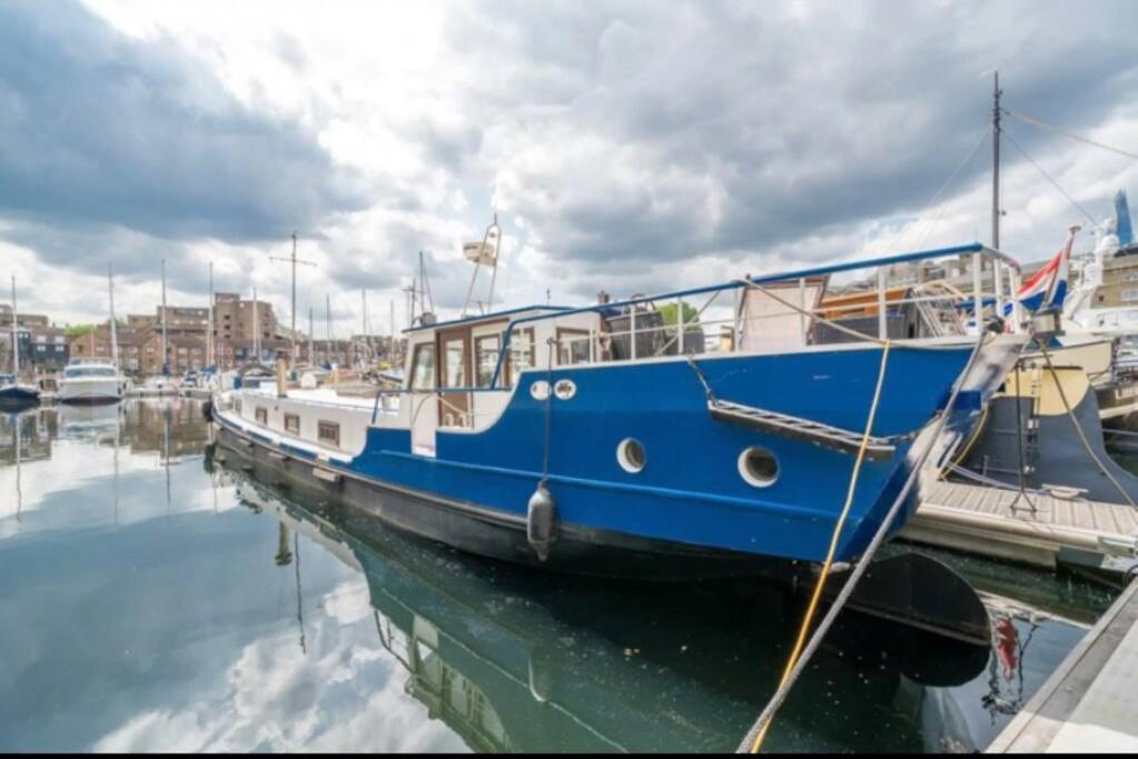 Historic Dutch Barge, Idyllic Location Hotel Londra Exterior foto